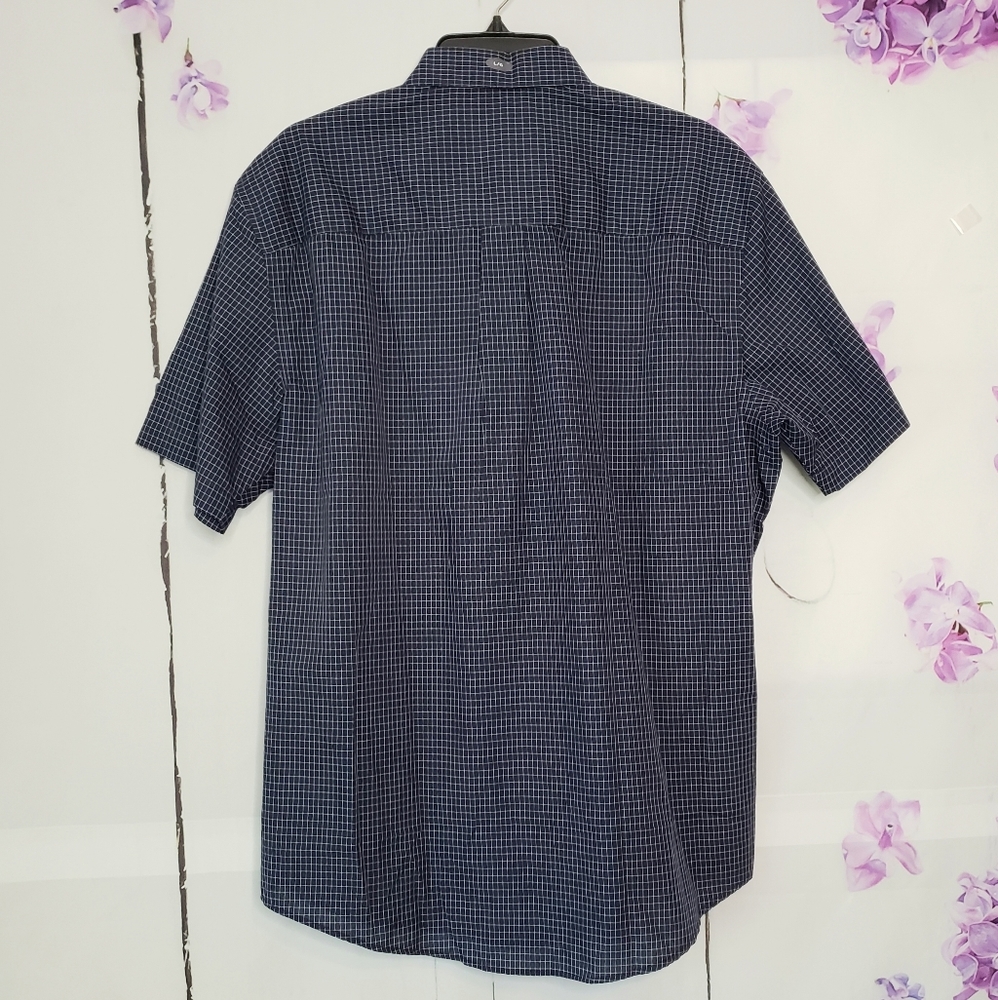 *SOLD* Van Heusen Windowpane Short Sleeve Button Shirt - Picture 3 of 8